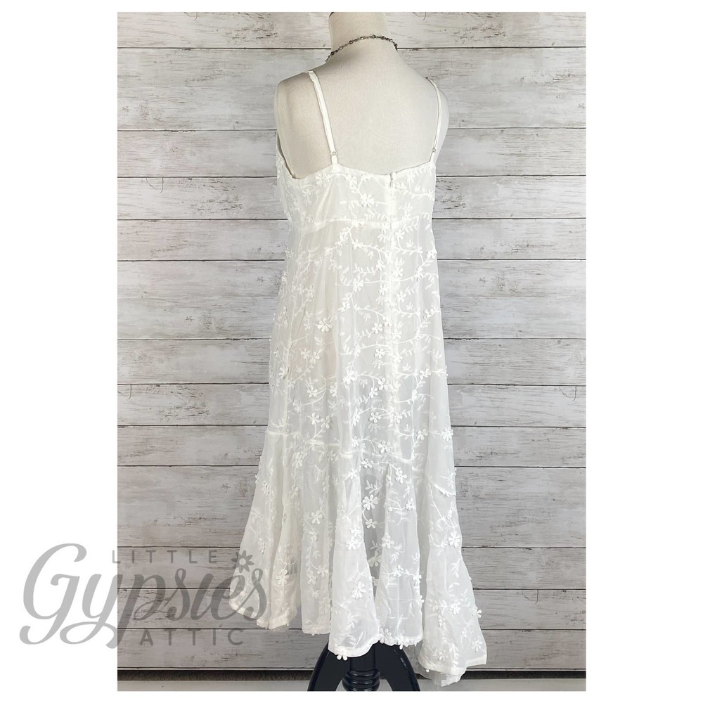 POL Lila Honeymoon Romance Ivory Dress - Picture 8 of 12